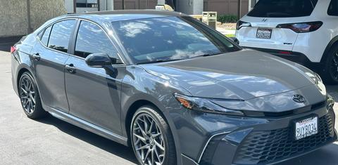 Toyota Camry Hybrid 2025