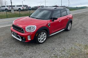 Mini Countryman car