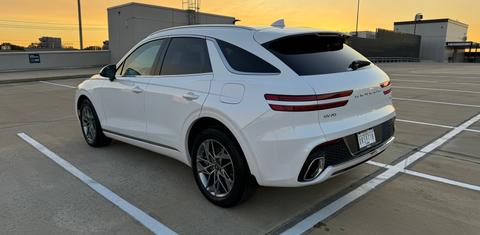 Genesis GV70 2025