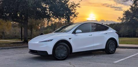 Tesla Model Y 2026