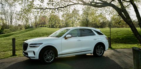 Genesis GV70 2025