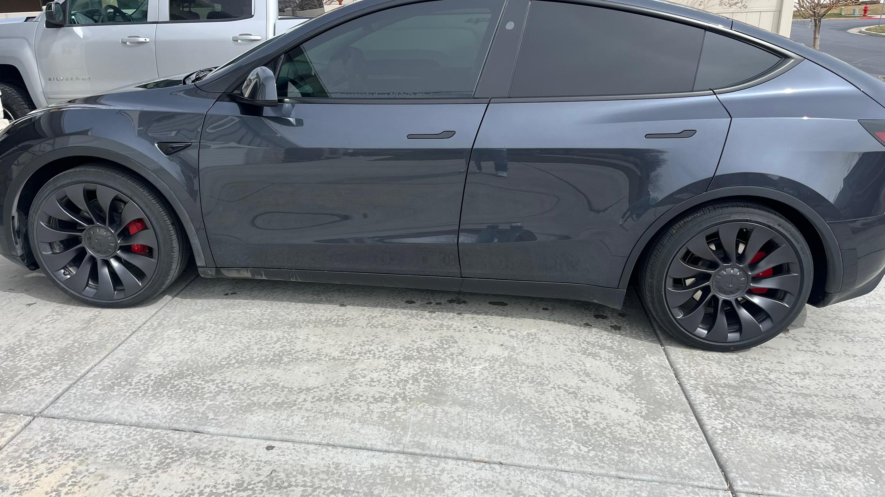 Tesla Model Y 2024 in Salt Lake City, UT