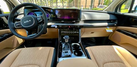 Kia Carnival 2024