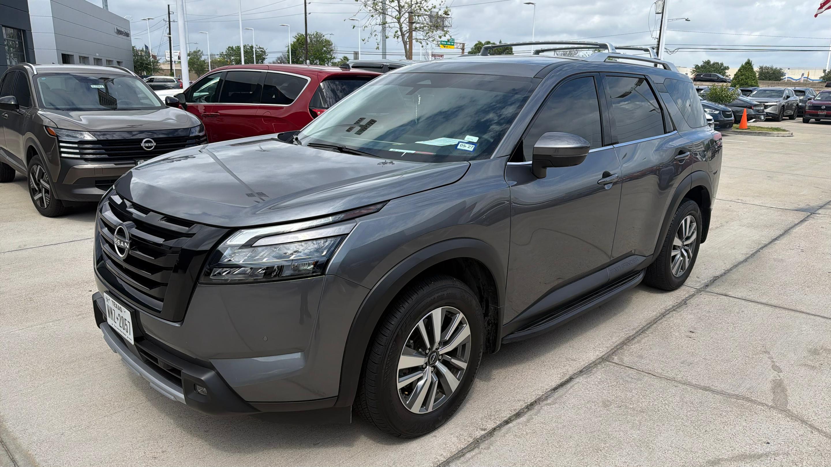 Nissan Pathfinder 2025 in Houston, TX
