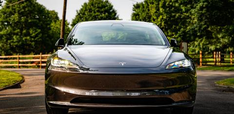 Tesla Model 3 2025