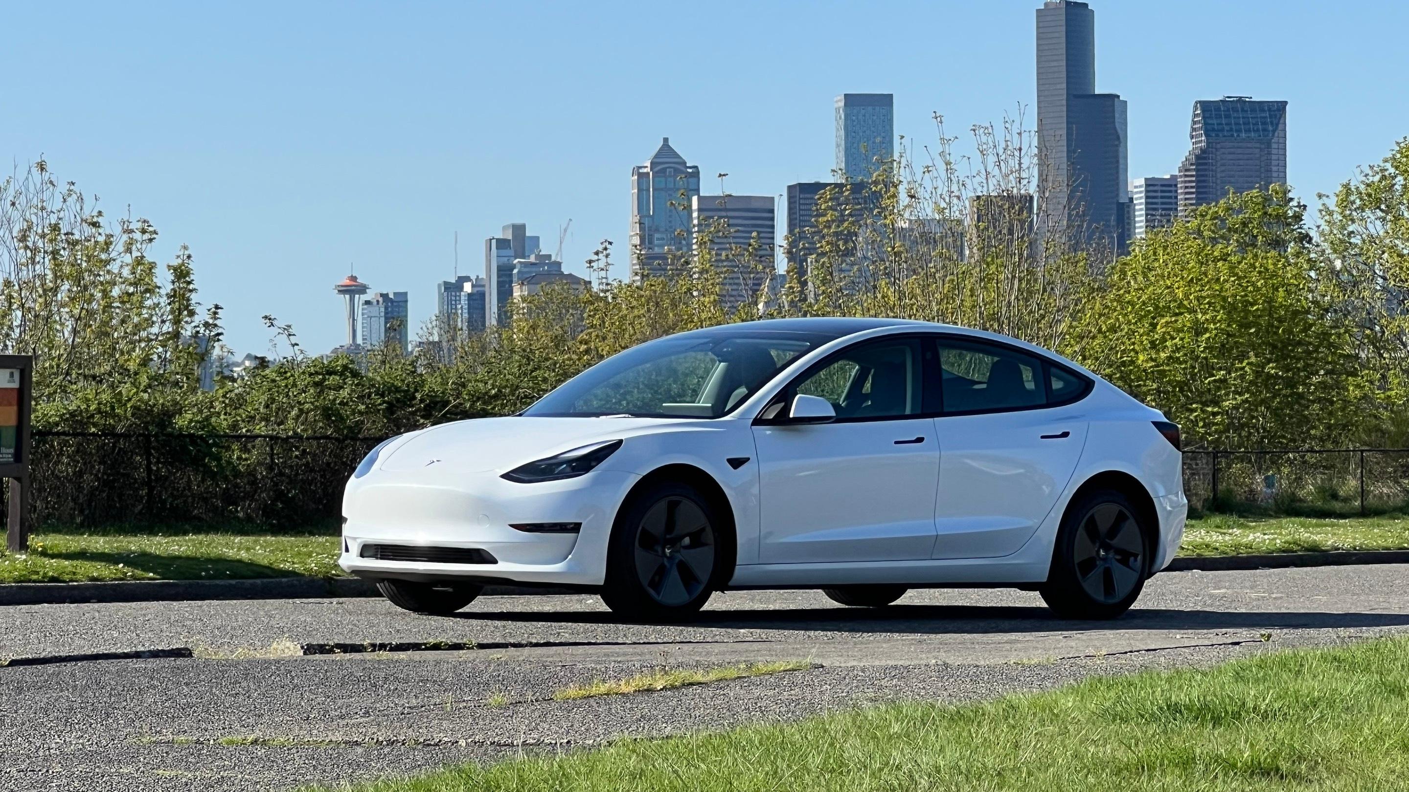 Tesla Model 3 2023 in SeaTac, WA