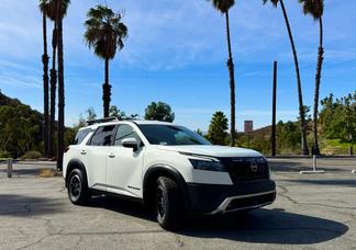 Nissan Pathfinder car