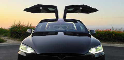 Tesla Model X 2026