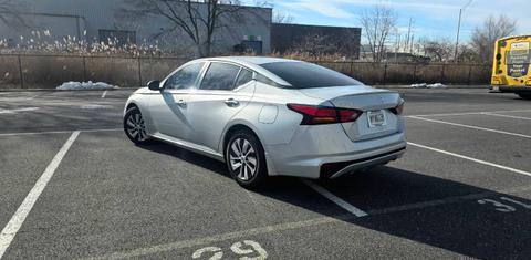Nissan Altima 2022