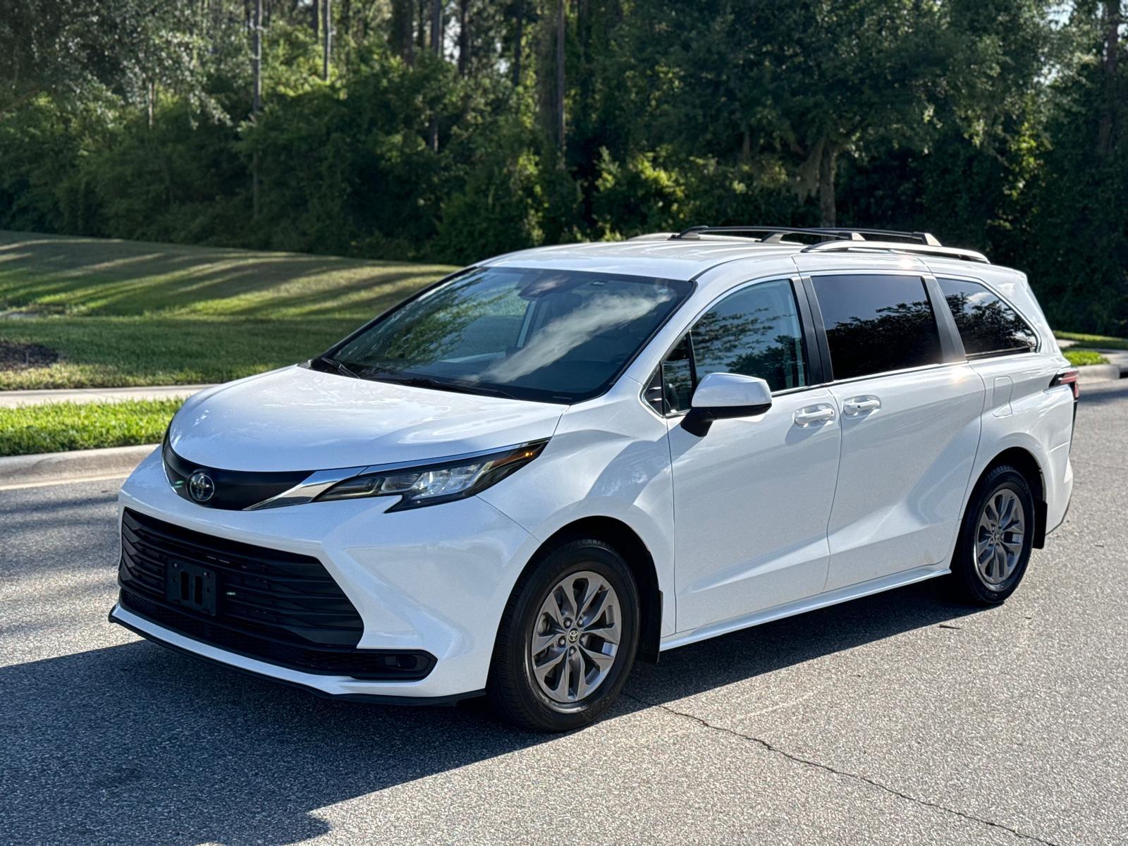 Toyota Sienna 2022 in 