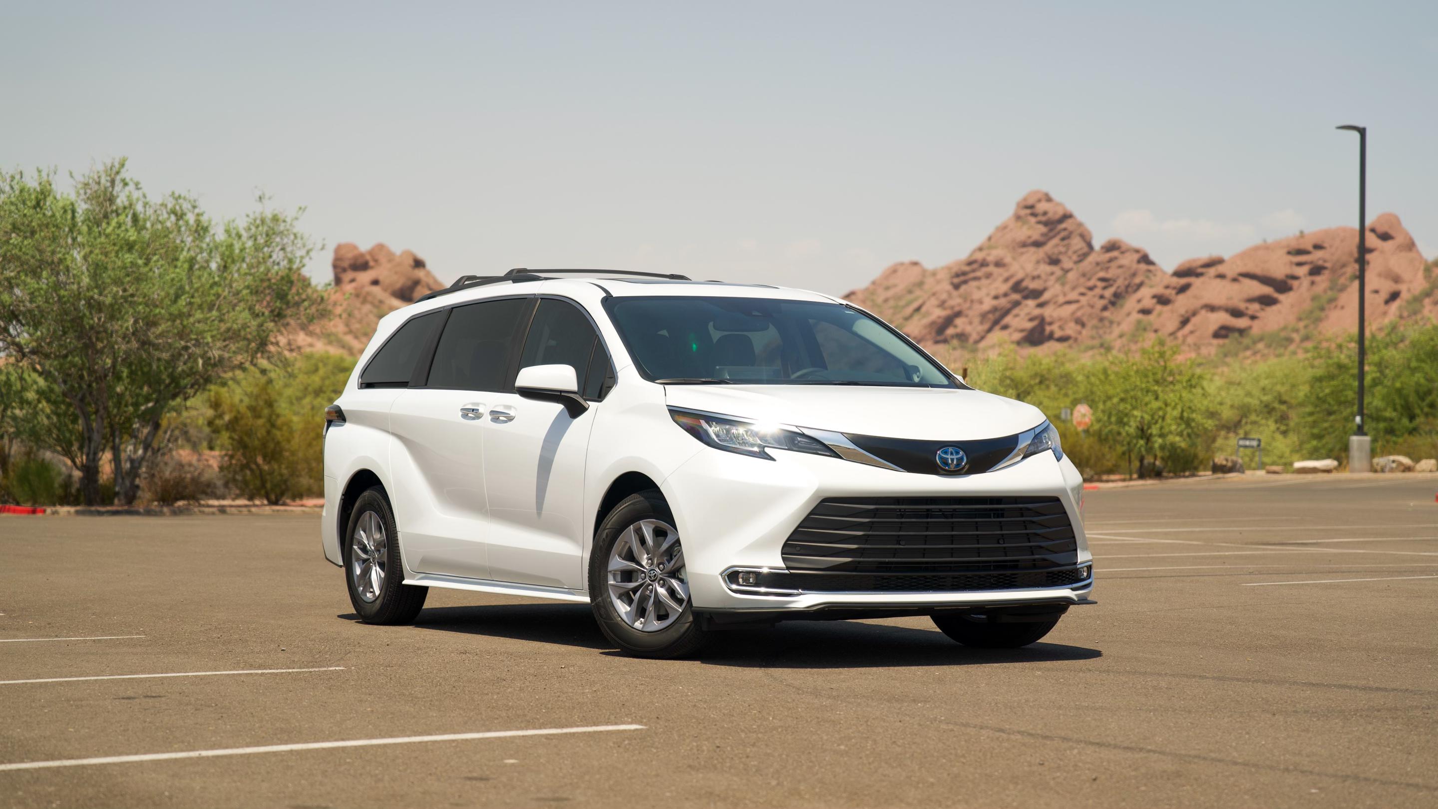 Toyota Sienna 2025 in Phoenix, AZ