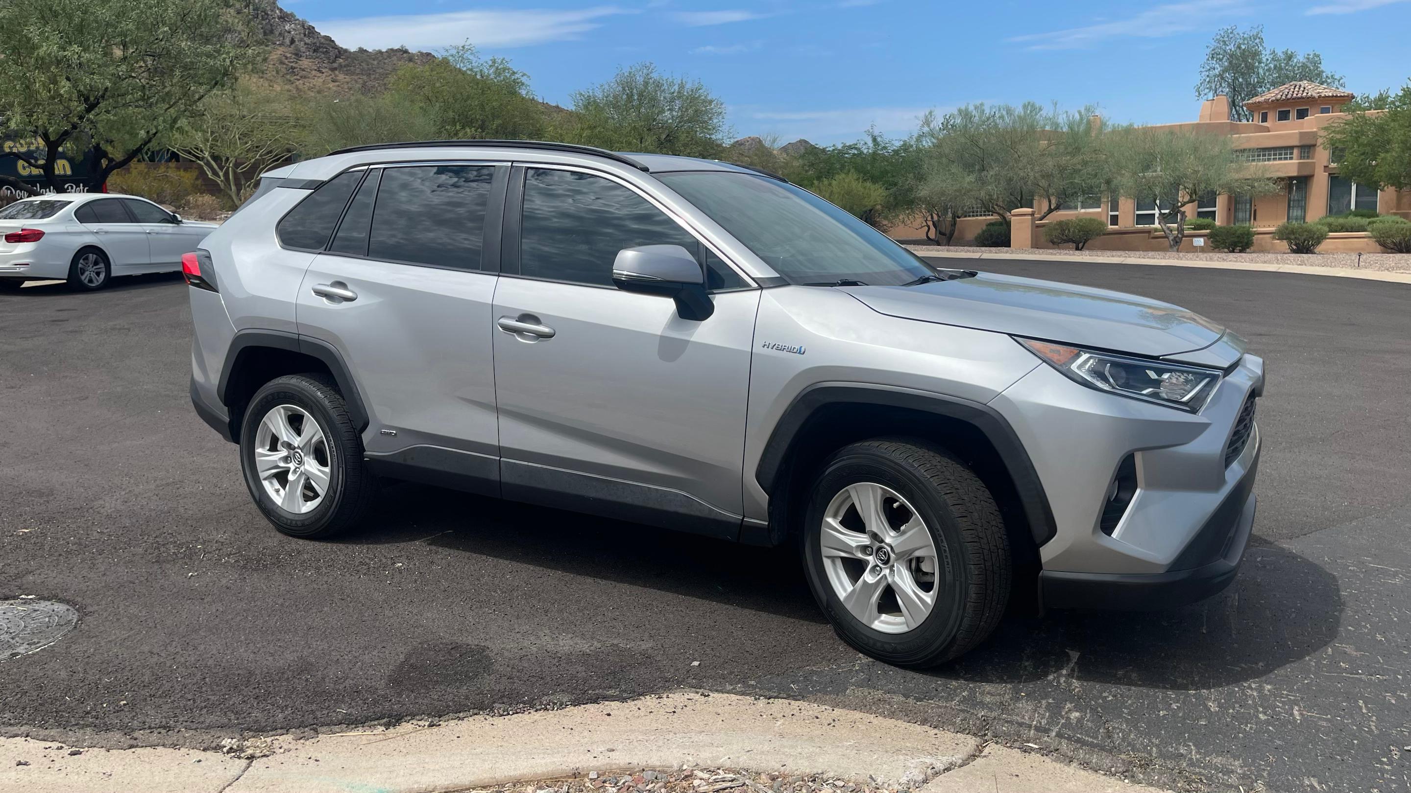 Toyota RAV4 Hybrid 2019 in Tempe, AZ