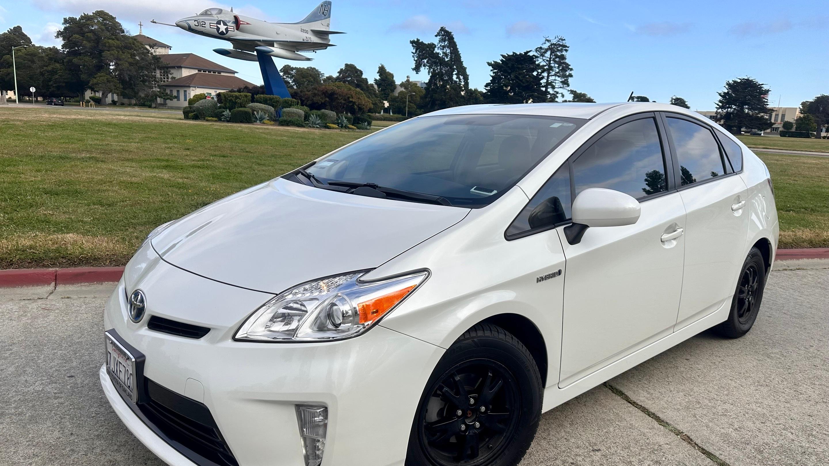 Toyota Prius 2015 in 
