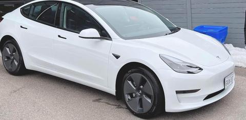Tesla Model 3 2023