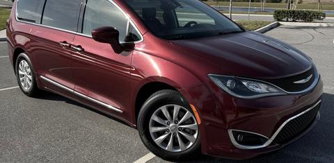 Chrysler Pacifica 2018