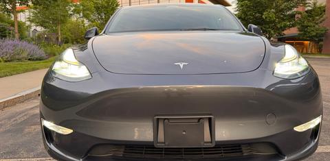 Tesla Model Y 2023