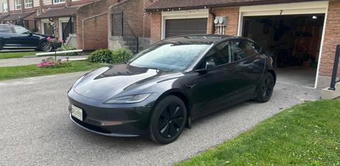 Tesla Model 3 2024