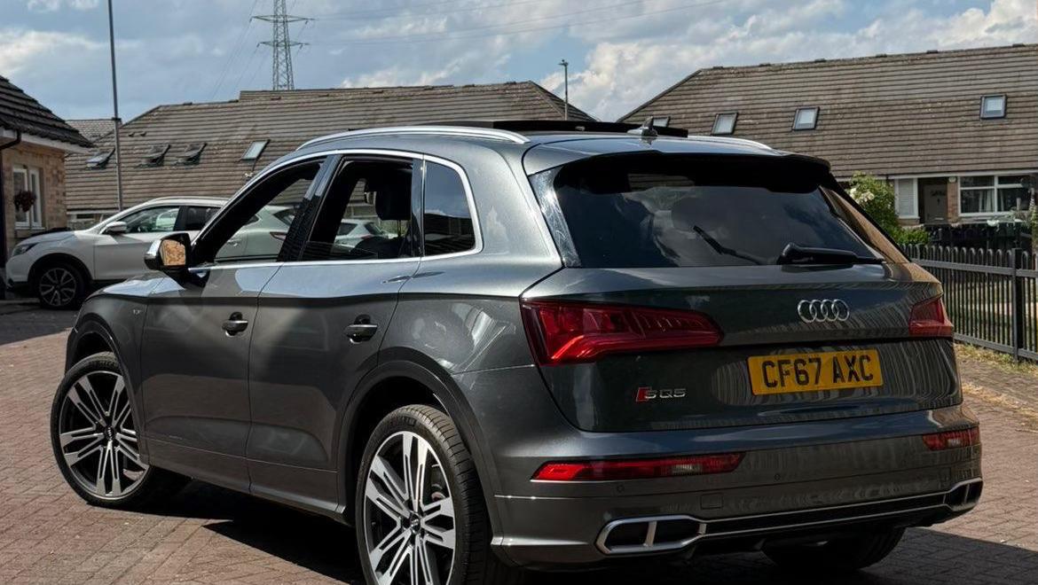 Audi SQ5 2017 in Batley