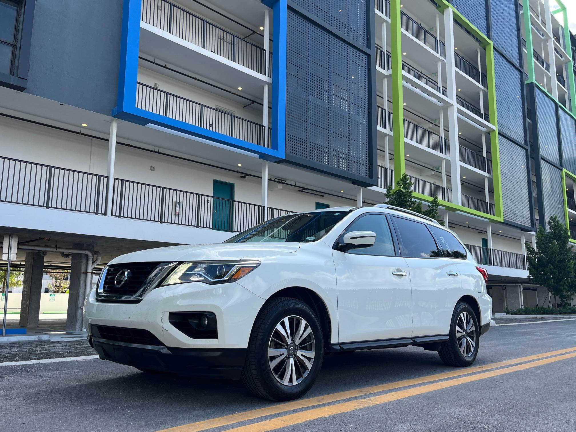 Nissan Pathfinder 2018 in 