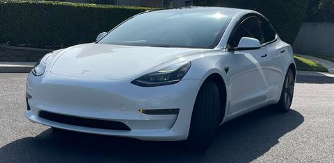 Tesla Model 3 2022