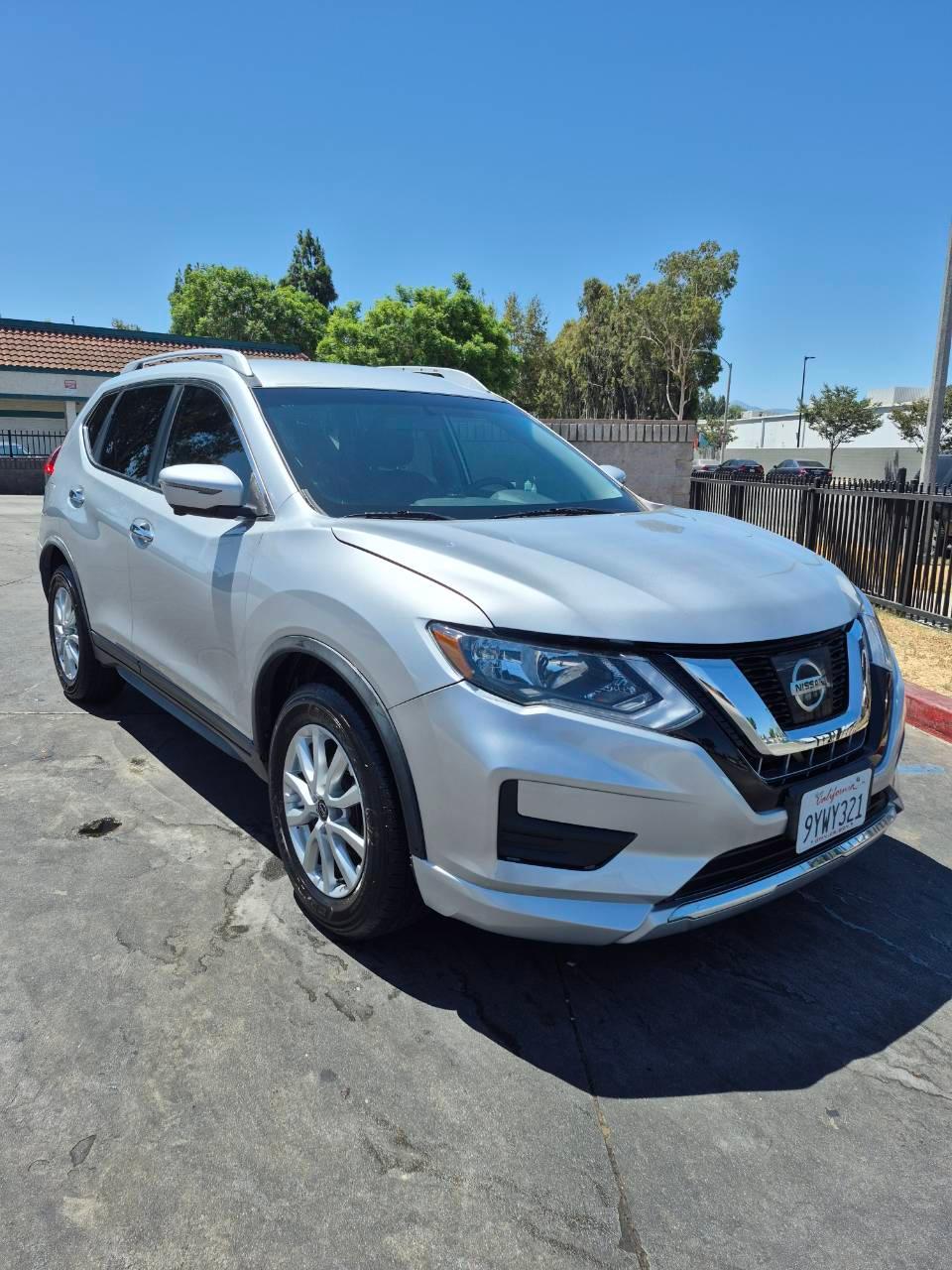 Nissan Rogue 2017 in Riverside, CA