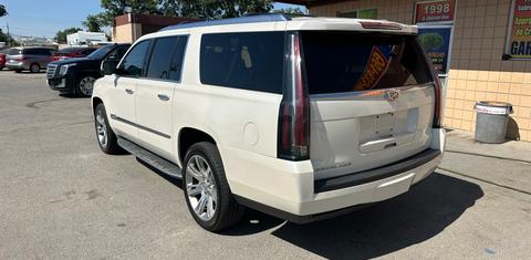 Cadillac Escalade ESV 2015