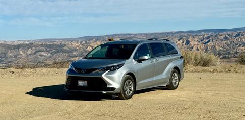 Toyota Sienna 2025