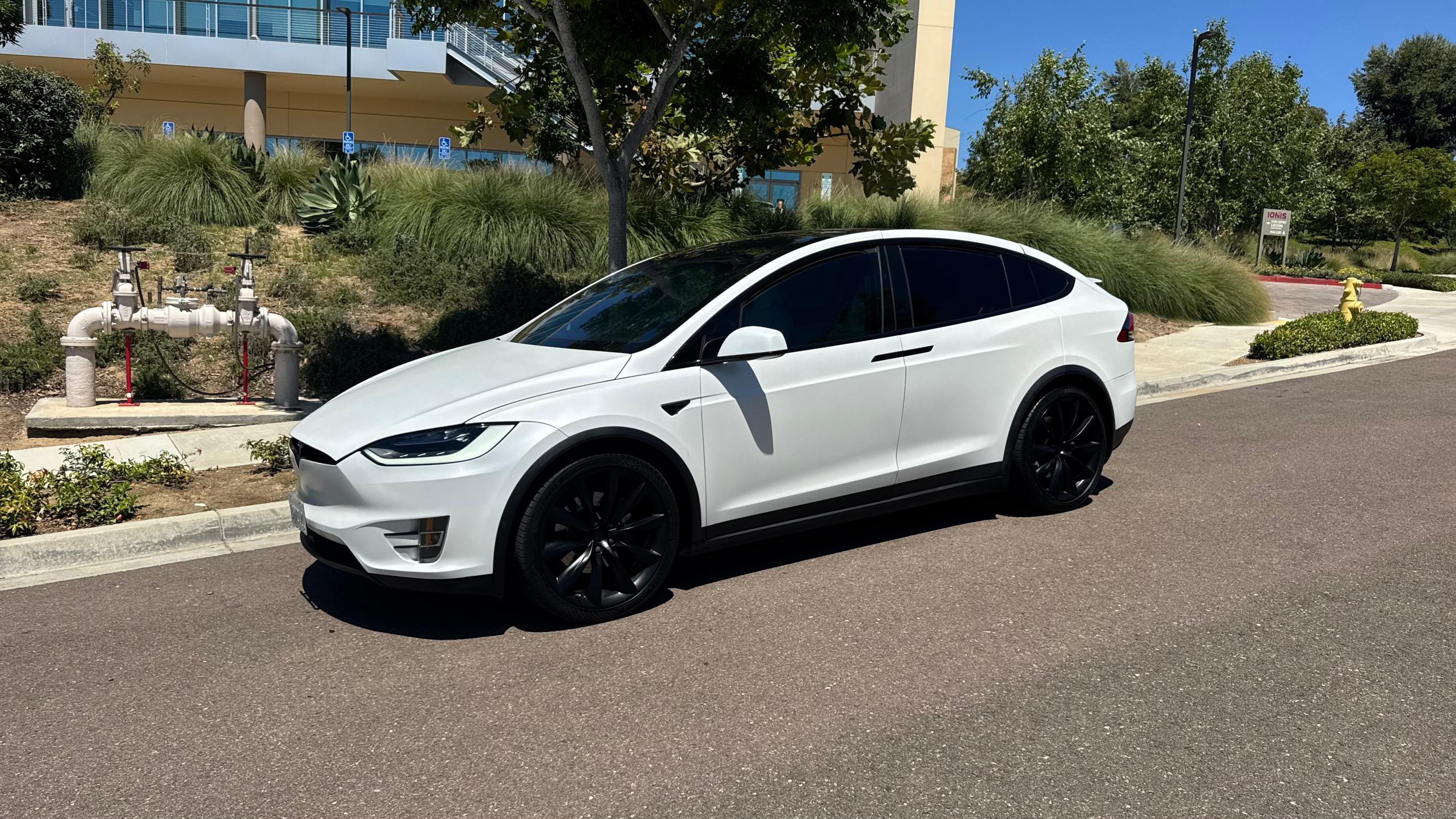 Tesla Model X 2018 in San Diego, CA