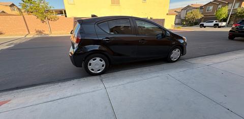 Toyota Prius c 2015