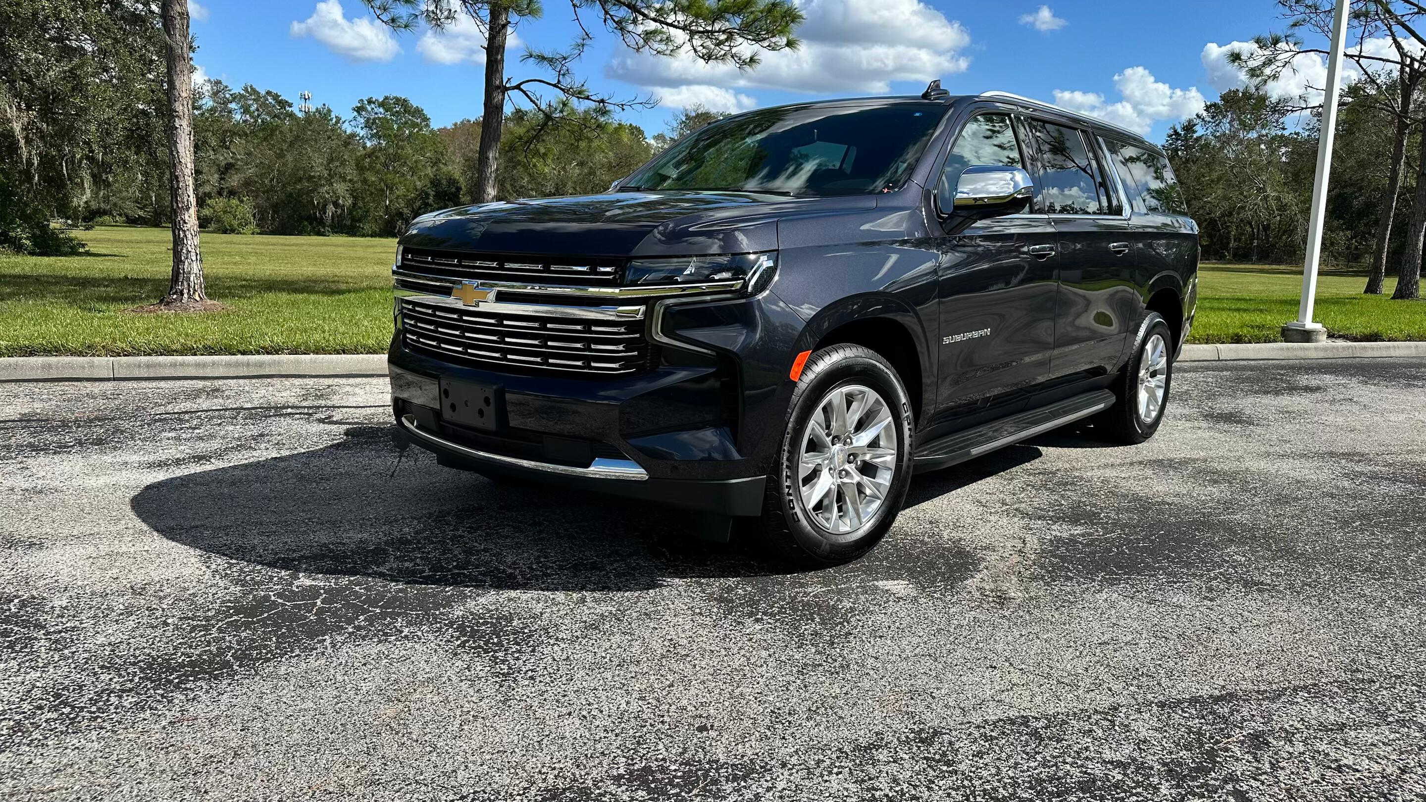 Chevrolet Suburban 2023 in Tampa, FL