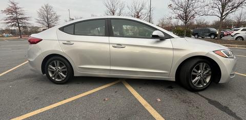 Hyundai Elantra 2017