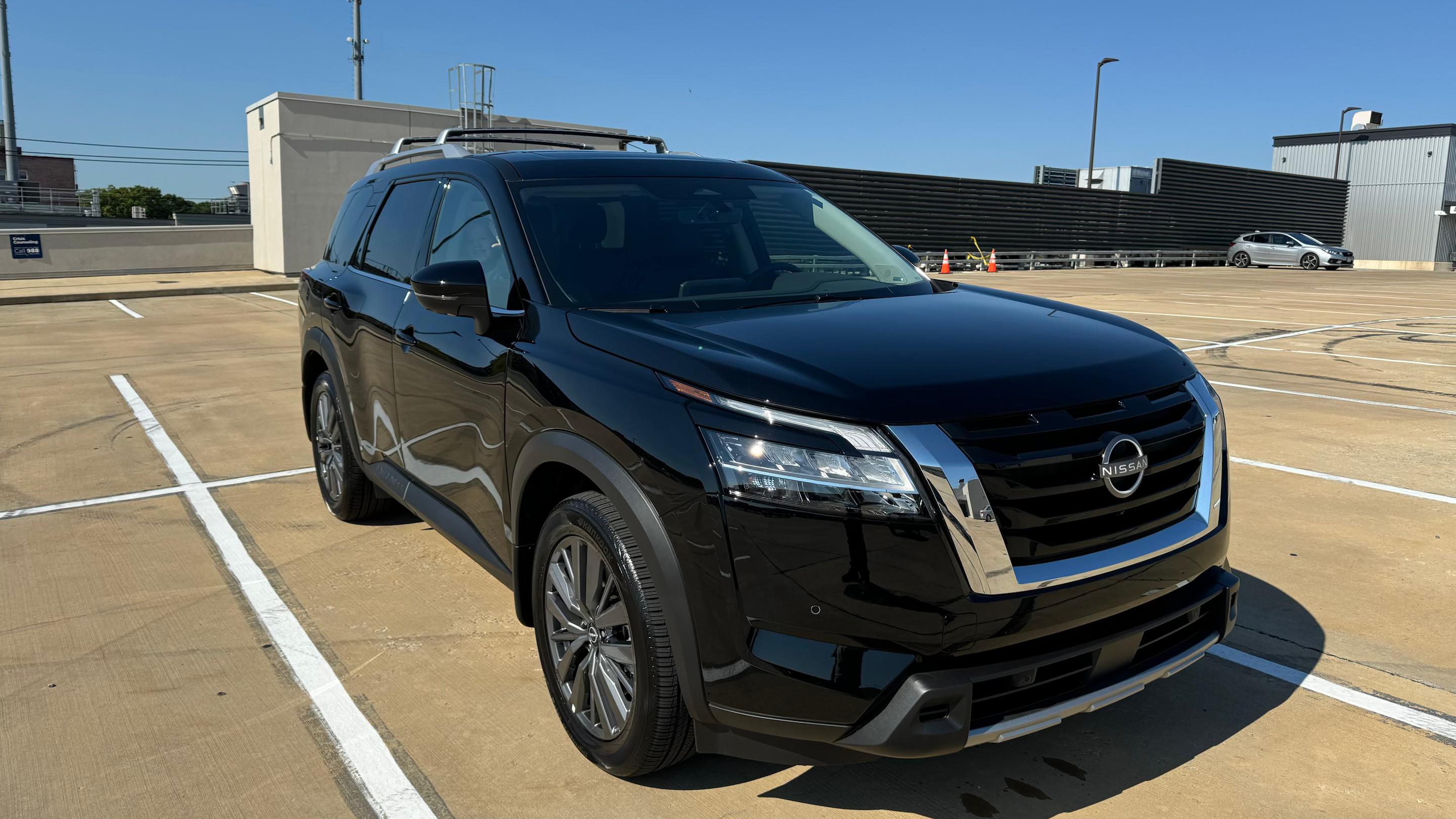 Nissan Pathfinder 2024 in Staten Island, NY