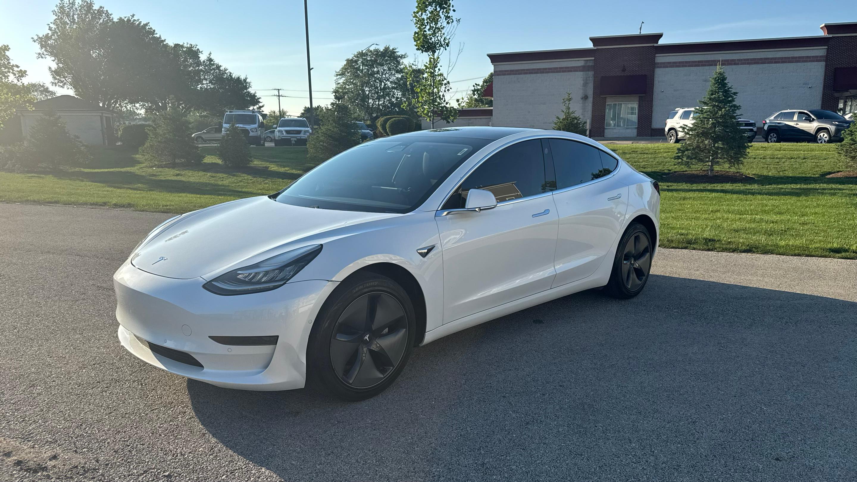 Tesla Model 3 2020 in Mundelein, IL