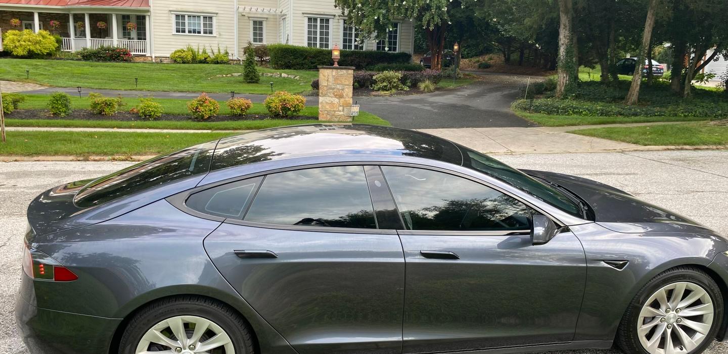 Tesla Model S 2017 rental in Hanover, MD by KLMC E. Turo