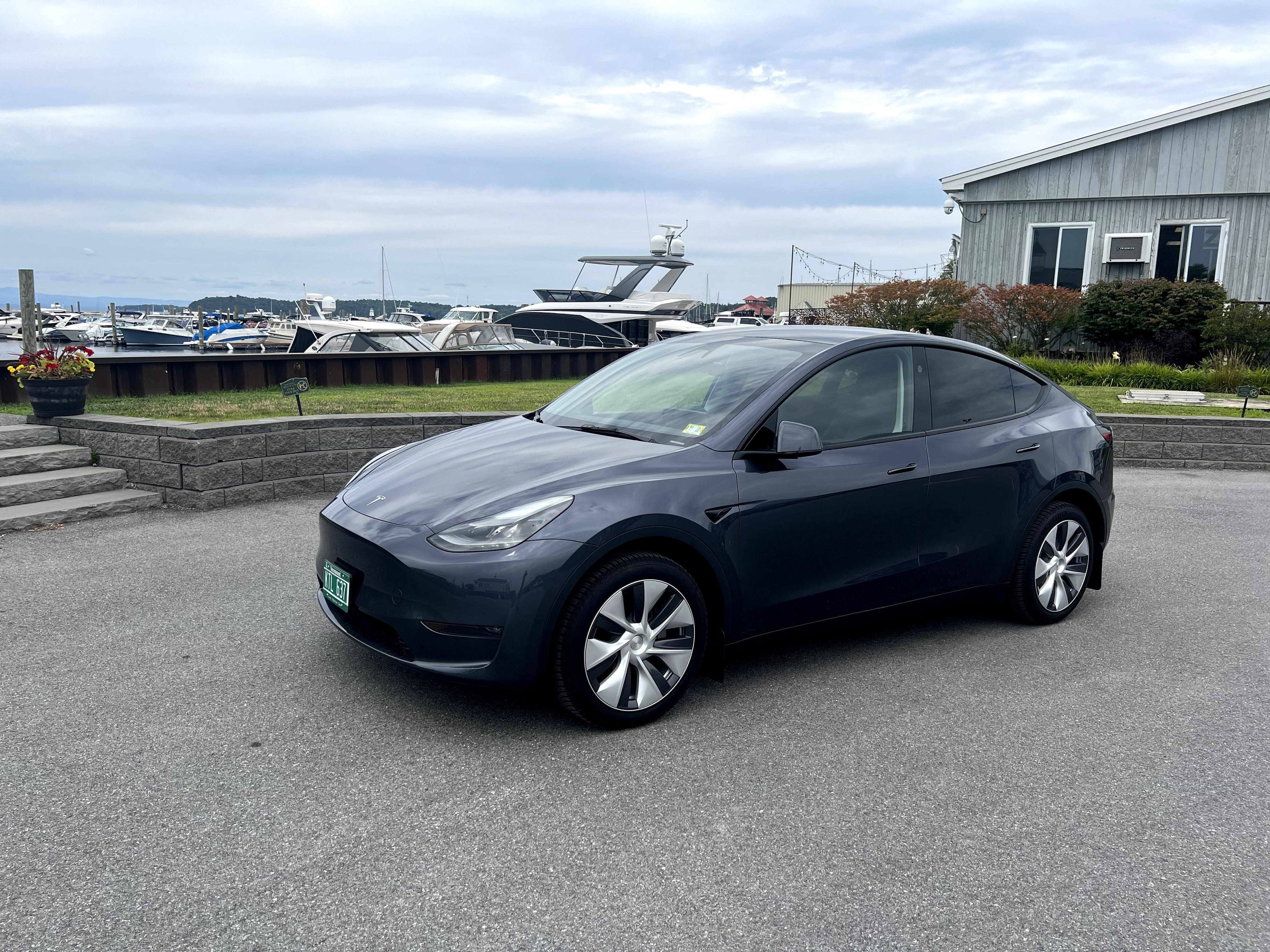 Tesla Model Y 2023 in Burlington, VT