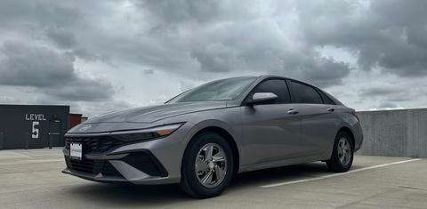 Hyundai Elantra 2025