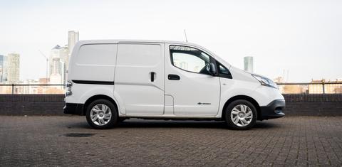 Nissan eNV200 2019