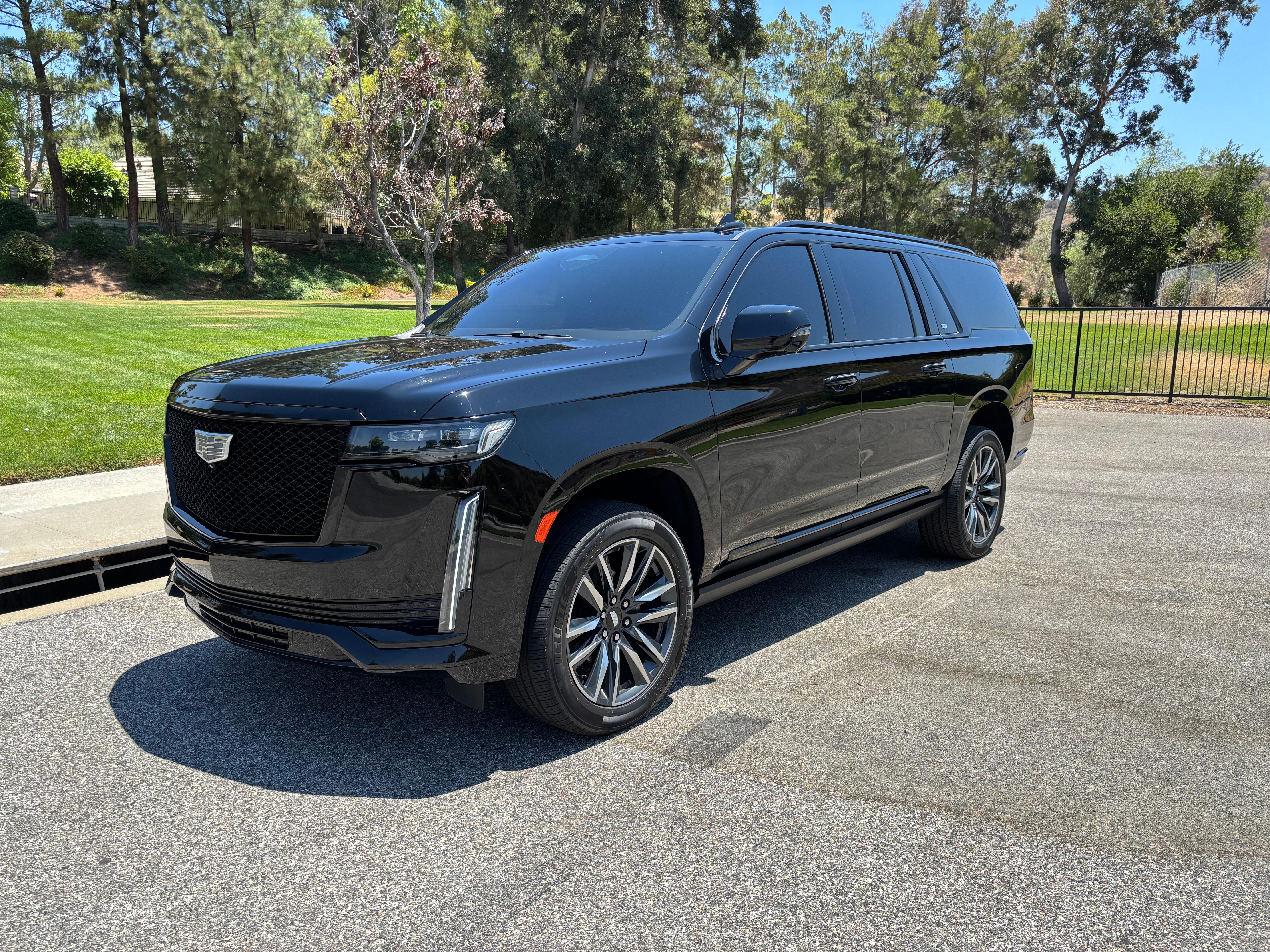 Cadillac Escalade ESV 2021 in Valencia, CA