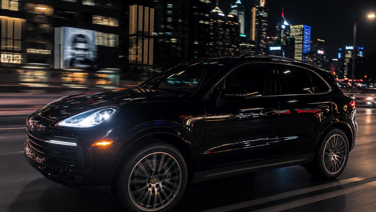 Porsche Cayenne 2021 in Naperville, IL