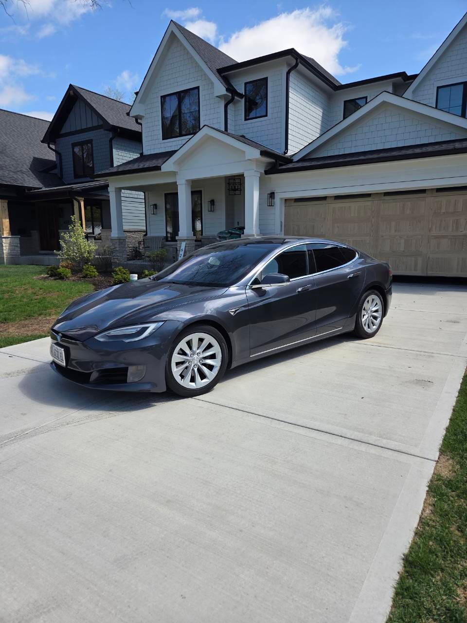 Tesla Model S 2017 in Arlington Heights, IL