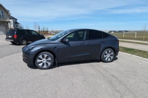 Tesla Model Y 2023 à Calgary