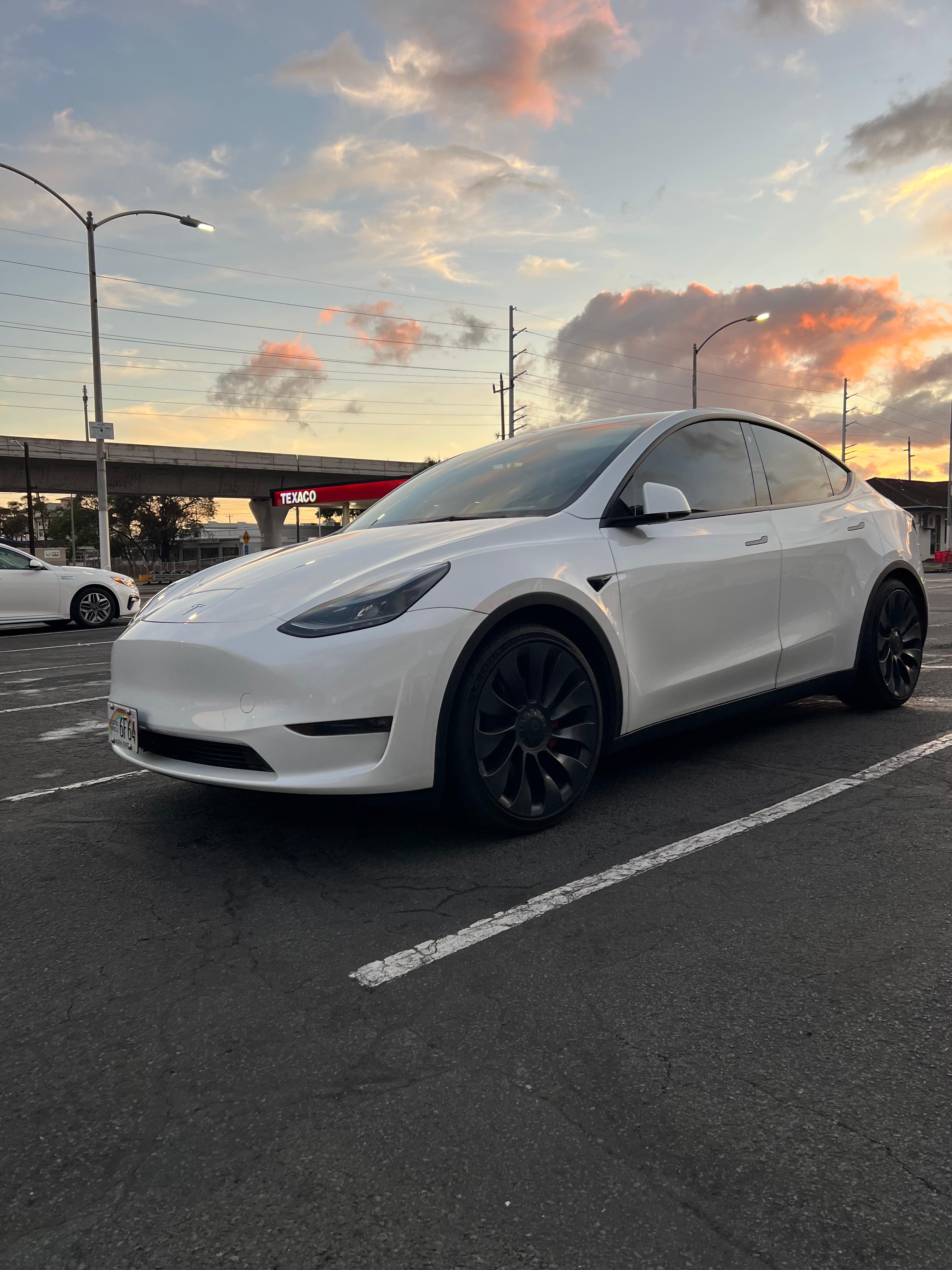 Tesla Model Y 2023 in Bellingham, WA