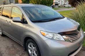 Toyota Sienna car