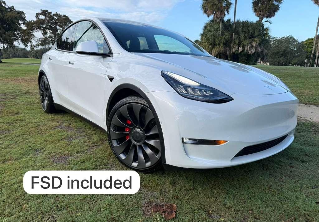 Tesla Model Y 2021 in Pompano Beach, FL