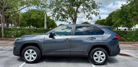 Toyota RAV4 2025