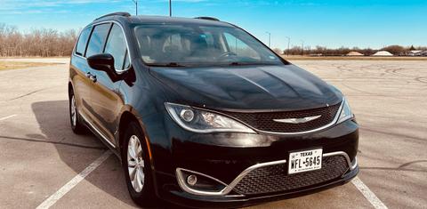 Chrysler Pacifica 2017