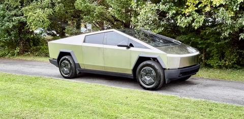 Tesla Cybertruck 2025