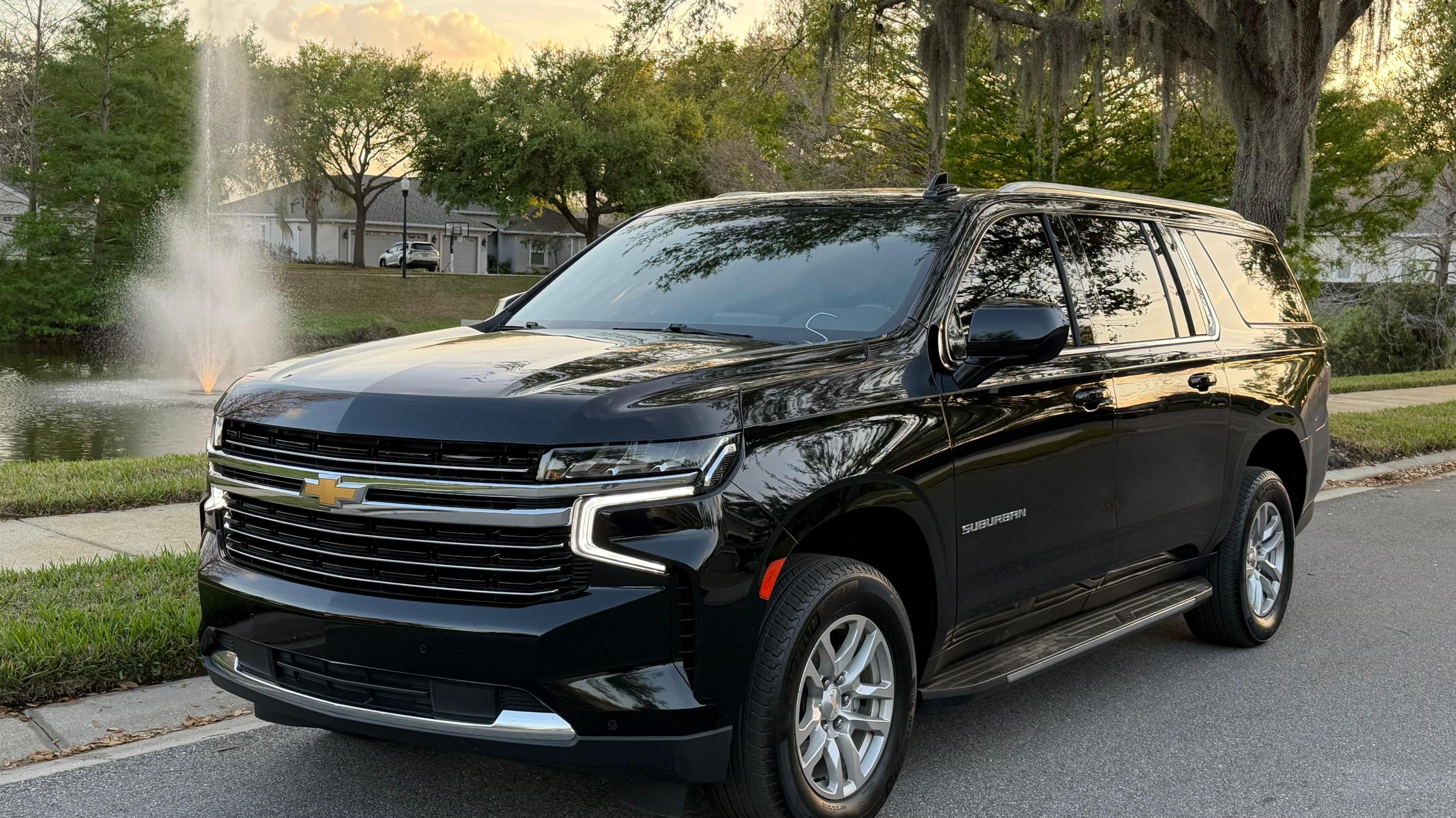 Chevrolet Suburban 2023 in 