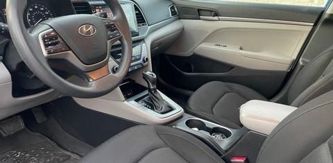 Hyundai Elantra 2017