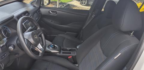 Nissan LEAF 2018